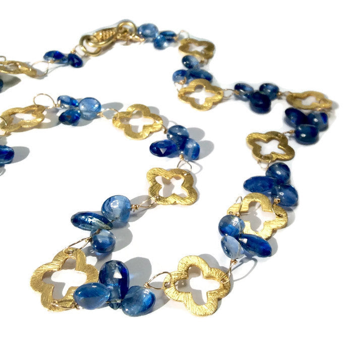 Royal Clover Necklace - Van Der Muffin's Jewels