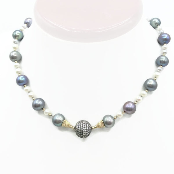 Luminous Pearl Necklace - Van Der Muffin's Jewels